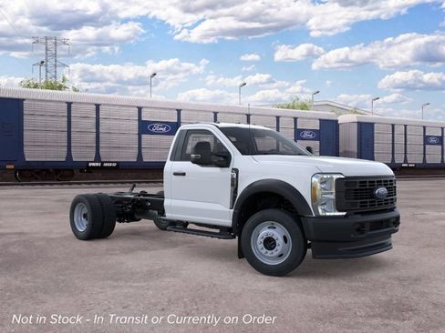 New 2026 Ford F550 4x4 Regular Cab Super Duty image 1