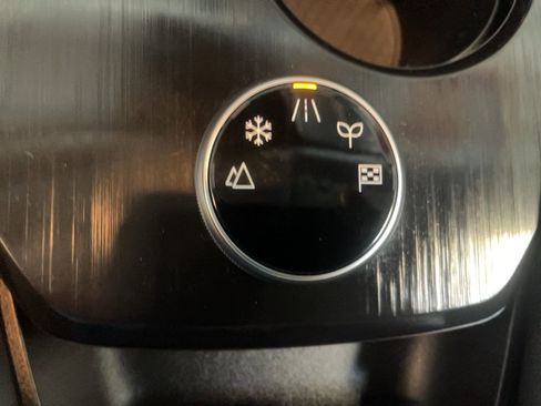 Used 2022 Nissan Rogue Platinum w/ Head-Up Display Package AWD/4WD image 22