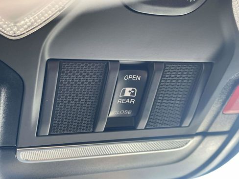 Used 2024 RAM 1500 Big Horn image 14