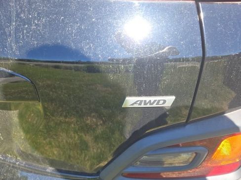 Used 2018 Hyundai Kona SE AWD/4WD image 14