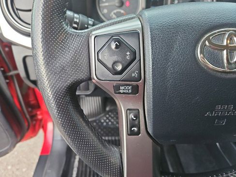 Used 2018 Toyota Tacoma SR5 image 14