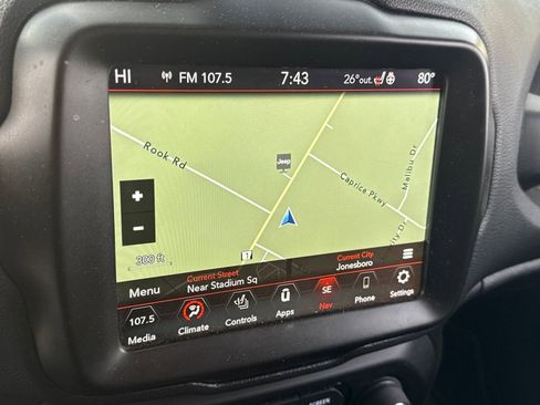 Used 2023 Jeep Renegade Trailhawk w/ Trailhawk Elite Group image 18