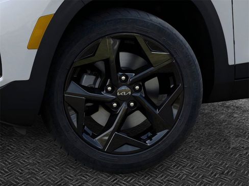 New 2026 Kia Seltos EX w/ EX Sunroof Package image 9