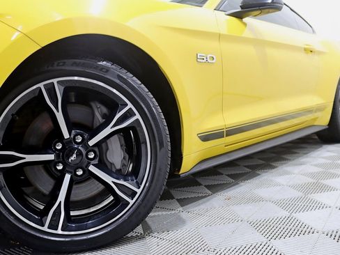 Used 2016 Ford Mustang GT Premium w/ Equipment Group 401A image 5