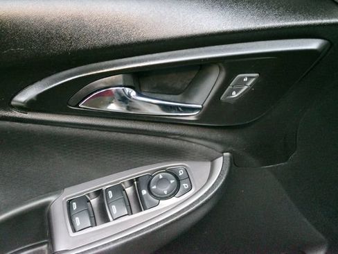 Used 2019 Chevrolet Malibu LS FWD image 15