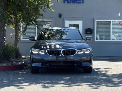 Used 2021 BMW 330i xDrive Sedan w/ Premium Package AWD/4WD image 2