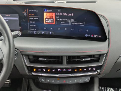 Certified 2025 Cadillac CT5 V image 5