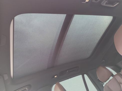 Used 2024 Volvo XC90 B6 Ultimate w/ Protection Package Premier image 16