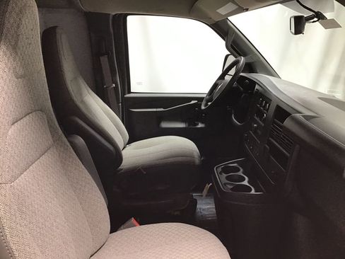 New 2025 Chevrolet Express 2500 image 8