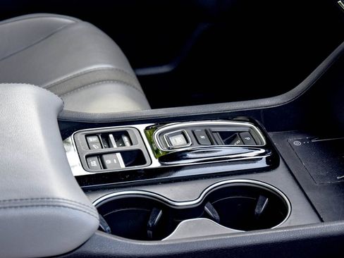 Used 2023 Honda Pilot Touring image 20