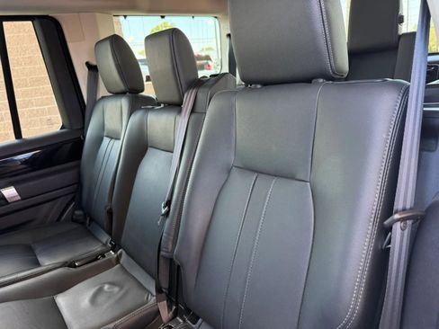 Used 2016 Land Rover LR4 HSE AWD/4WD image 45