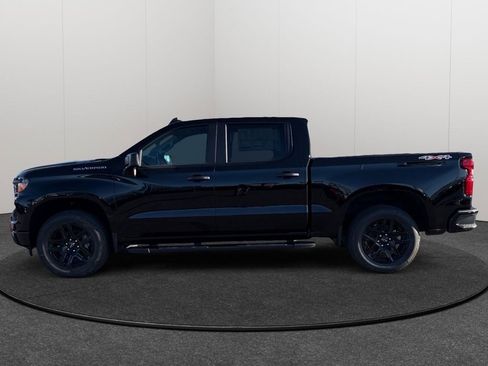 New 2026 Chevrolet Silverado 1500 Custom image 2
