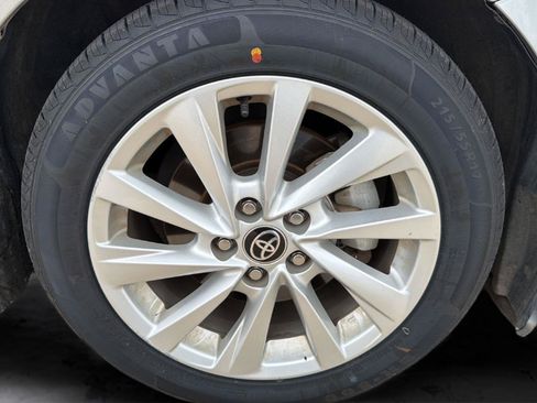Used 2024 Toyota Camry LE FWD image 20