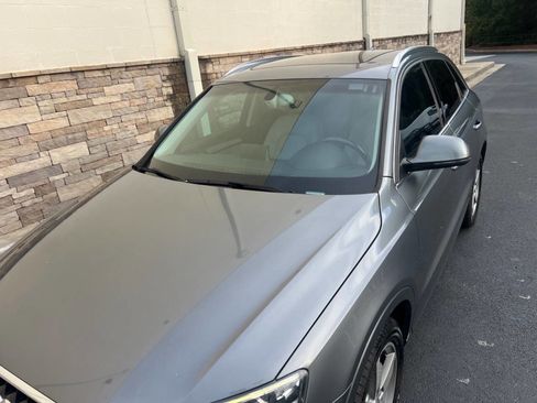 Used 2015 Audi Q3 2.0T Prestige w/ Prestige Package image 6