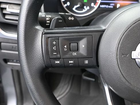 Used 2023 Nissan Rogue S AWD/4WD image 24