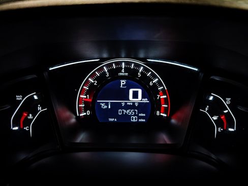 Used 2018 Honda Civic LX image 42