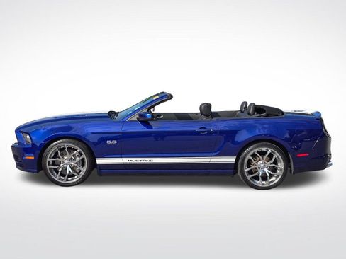 Used 2014 Ford Mustang GT w/ GT Brake Performance Package RWD image 13