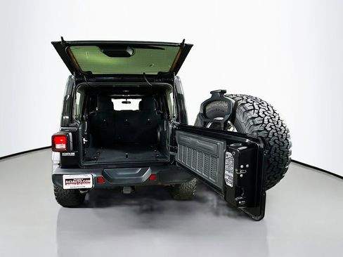 Used 2023 Jeep Wrangler Unlimited Sport image 31