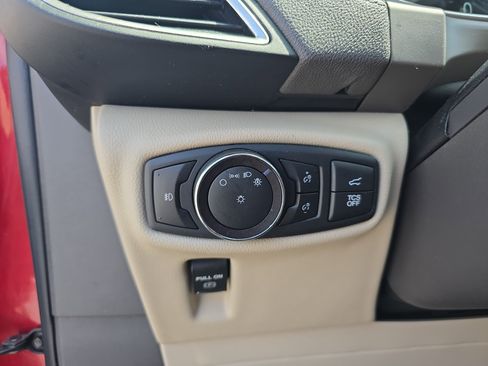 Used 2019 Lincoln Nautilus Reserve FWD image 26