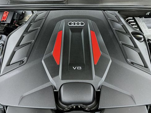 Used 2023 Audi SQ8 Prestige w/ Prestige Package AWD/4WD image 33