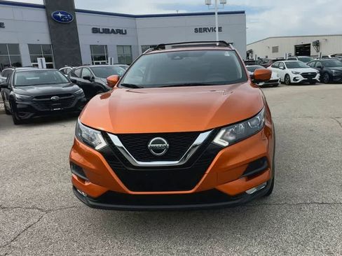 Used 2020 Nissan Rogue Sport SV w/ All-Weather Package image 3