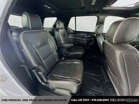 Used 2023 Chevrolet Traverse Premier w/ Redline Edition image 30
