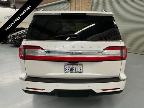 Used 2018 Lincoln Navigator Select w/ Technology Package image 6