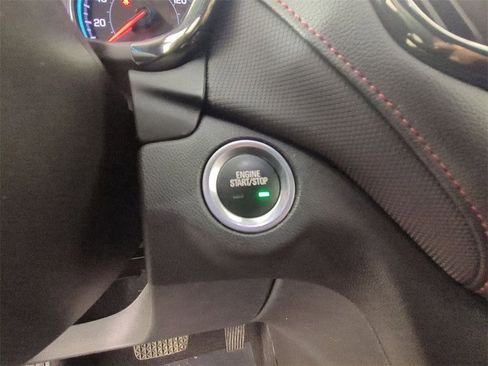 Certified 2024 Chevrolet Equinox RS w/ LPO, Floor Liner Package image 17