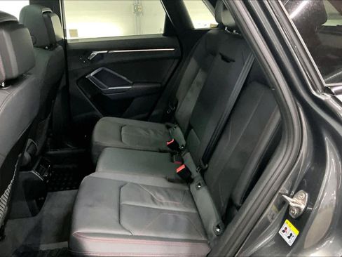 Certified 2025 Audi Q3 2.0T Premium Plus w/ Premium Plus Package image 29