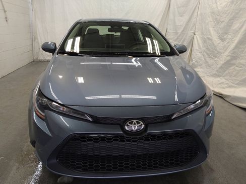 Used 2021 Toyota Corolla LE image 14