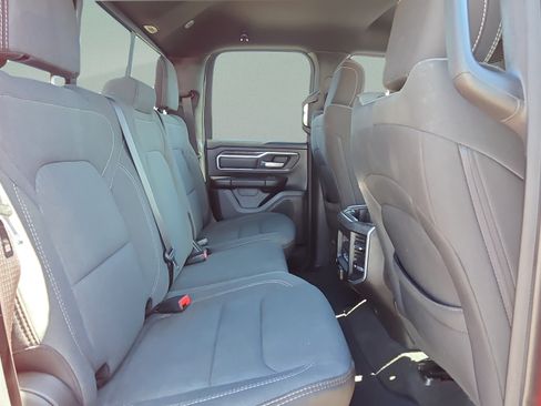 Used 2022 RAM 1500 Big Horn AWD/4WD image 15