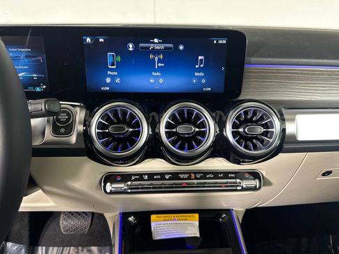 New 2026 Mercedes-Benz GLB 250 image 30
