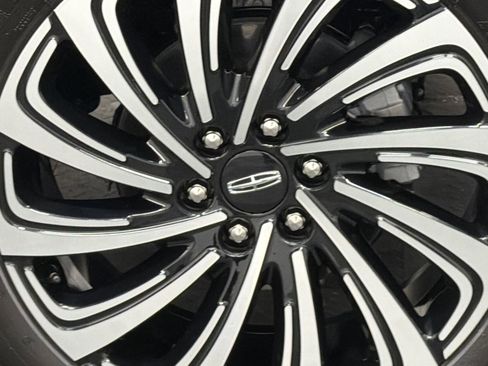 Used 2025 Lincoln Navigator L Black Label image 5