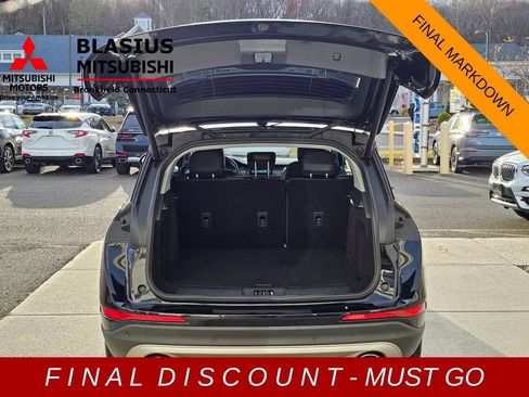 Used 2022 Lincoln Corsair AWD w/ Premium Package image 30