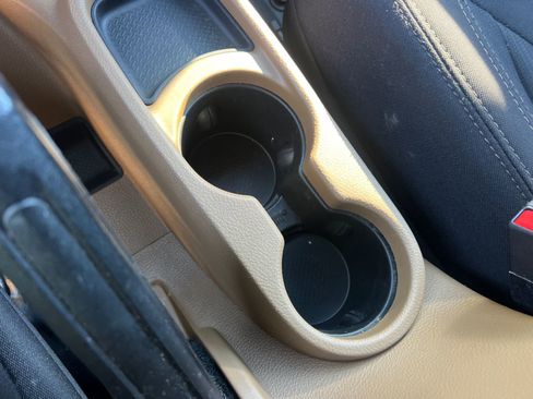 Used 2015 Jeep Wrangler Unlimited Rubicon w/ Max Tow Package image 32