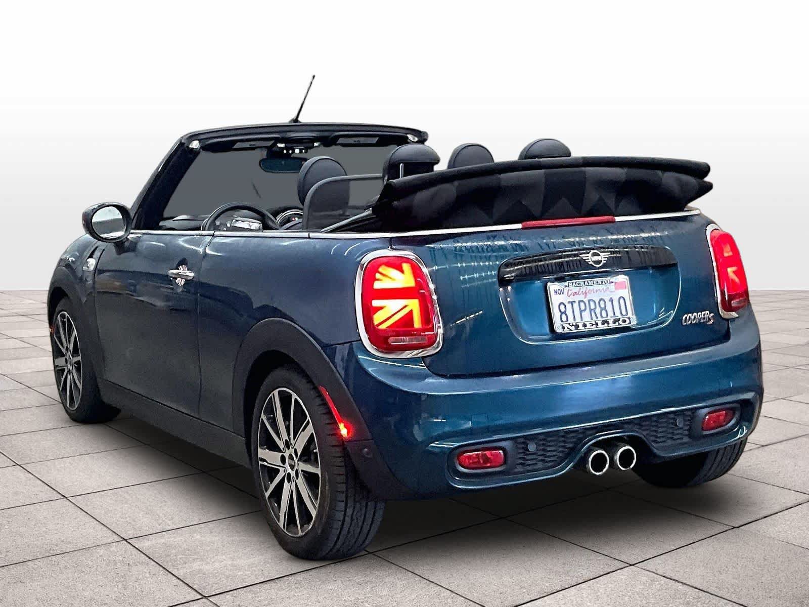Used 2021 MINI Cooper S w/ Sidewalk Package FWD image 14