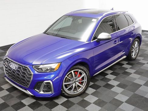 Used 2024 Audi SQ5 Premium Plus image 2