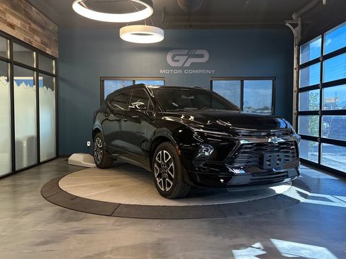 Used 2025 Chevrolet Blazer RS w/ Enhanced Convenience Package AWD/4WD image 1