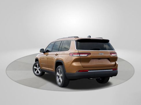 New 2026 Jeep Grand Cherokee L Limited RWD image 3