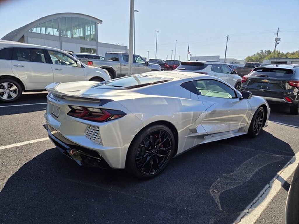 Used 2026 Chevrolet Corvette Stingray Preferred Cpe w/ 2LT RWD image 9