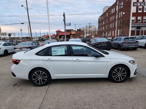 New 2026 Volkswagen Jetta Sport image 6