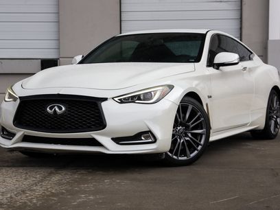 Used 2017 INFINITI Q60 Red Sport 400