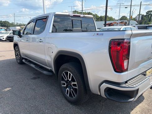Used 2020 GMC Sierra 1500 Elevation w/ Elevation Value Package AWD/4WD image 5
