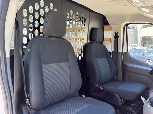 Used 2025 Ford Transit 250 Low Roof w/ Exterior Upgrade Package RWD image 18