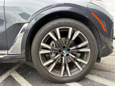 Used 2021 BMW X7 xDrive40i w/ Premium Package AWD/4WD image 33