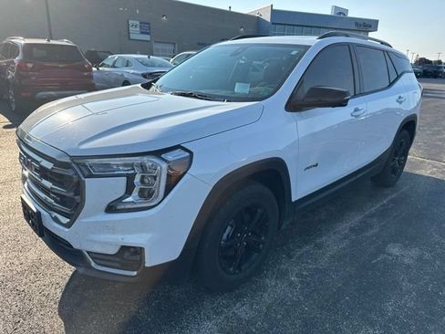 Used 2023 GMC Terrain AT4 w/ Infotainment Package II AWD/4WD image 7