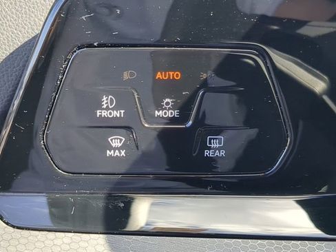 Certified 2023 Volkswagen GTI S image 25