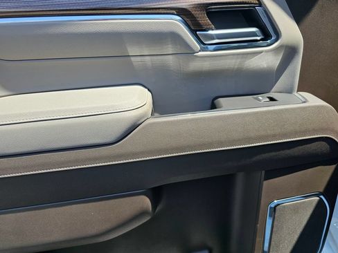 New 2026 Chevrolet Silverado 1500 LT Trail Boss w/ LT Trail Boss Premium Package AWD/4WD image 16