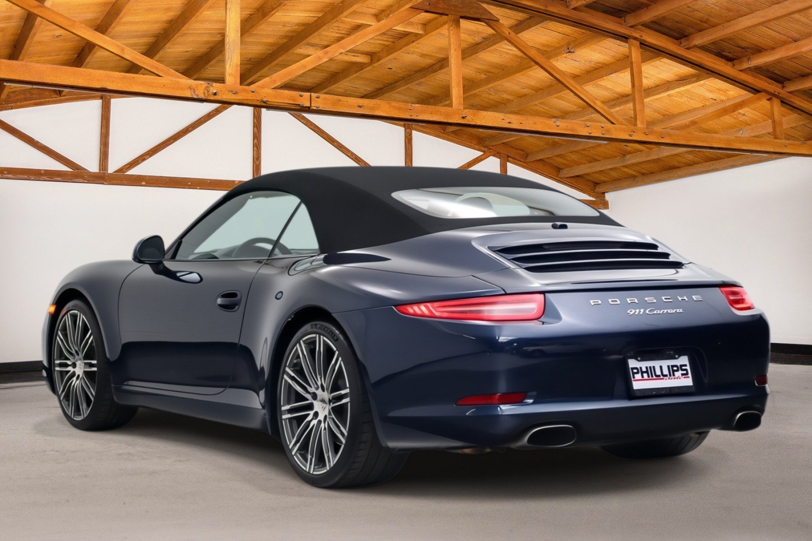 Used 2015 Porsche 911 Carrera image 4