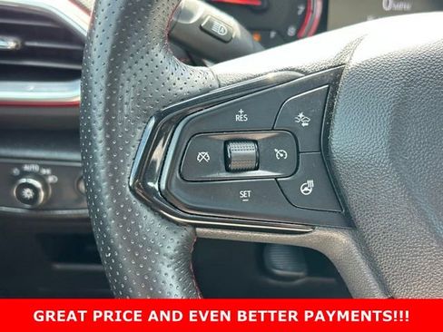 Used 2023 Chevrolet TrailBlazer RS w/ Sun and Liftgate Package FWD image 21